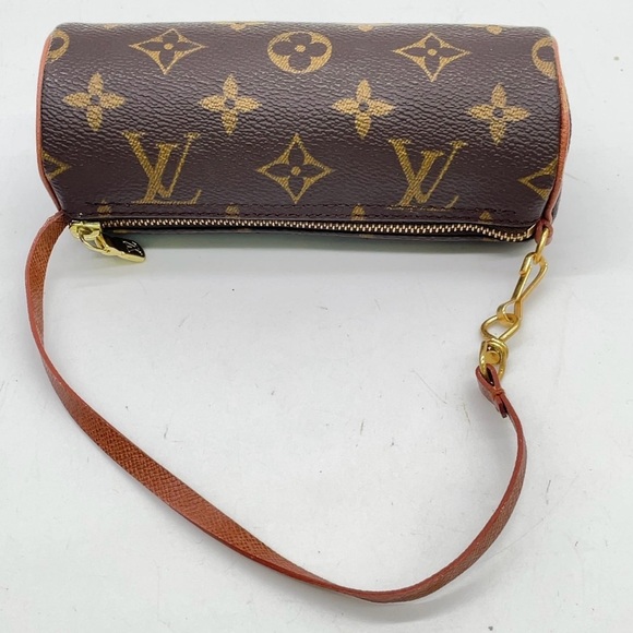 Auth Louis Vuitton Monogram Papillon
Pouch - Picture 13 of 16